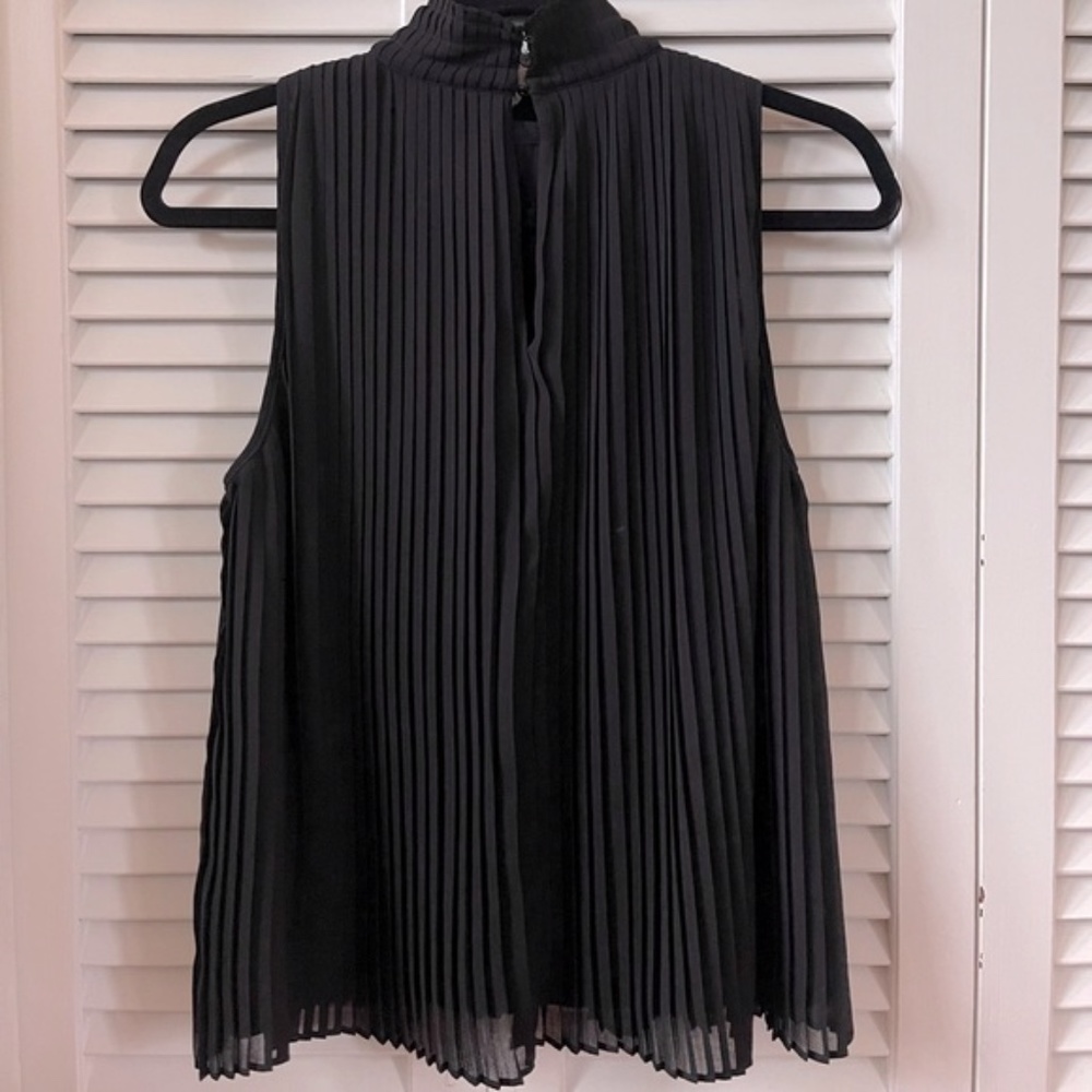 New Zara Collection Black Pleated Drape Tank - Picture 6 of 7